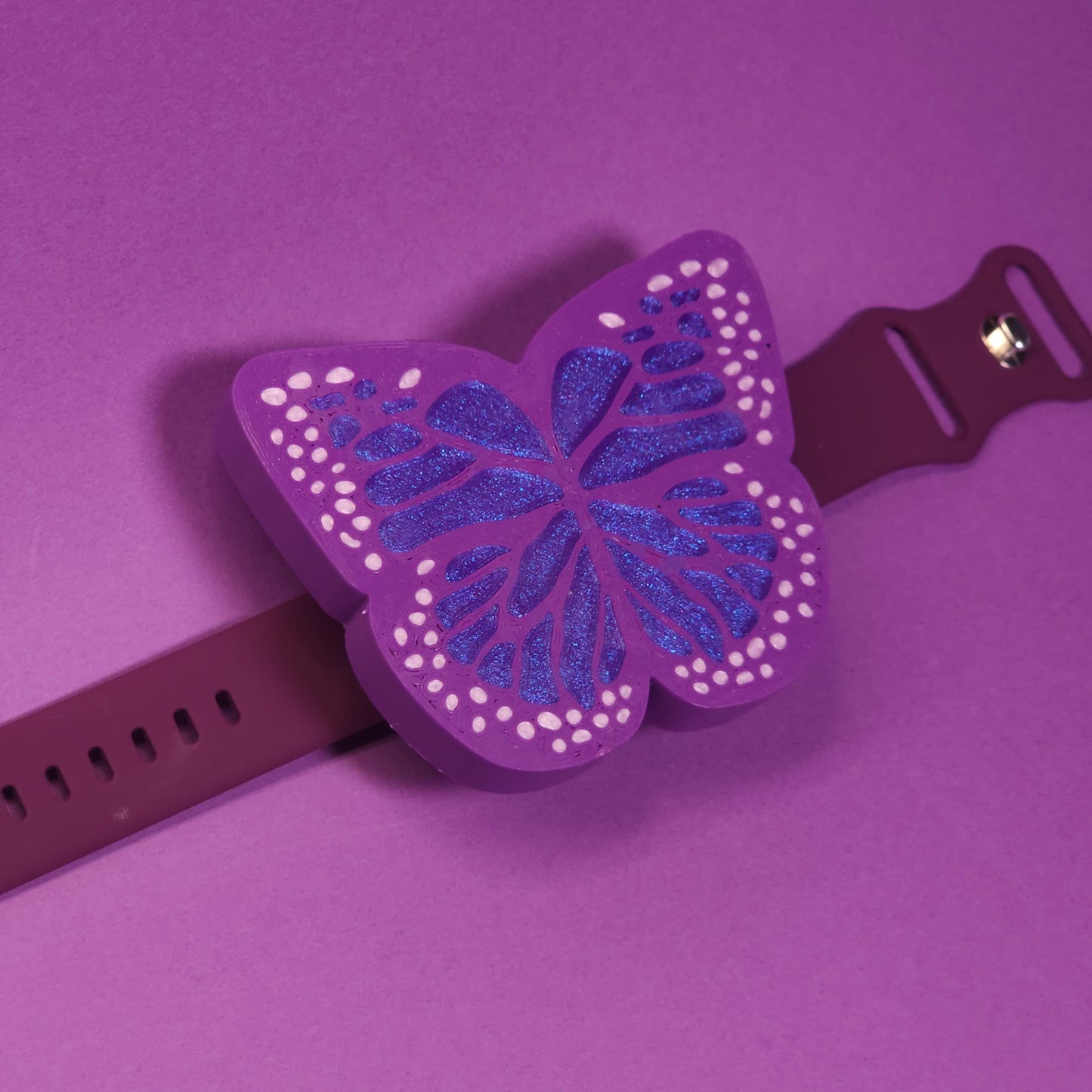 Butterfly Snap Band